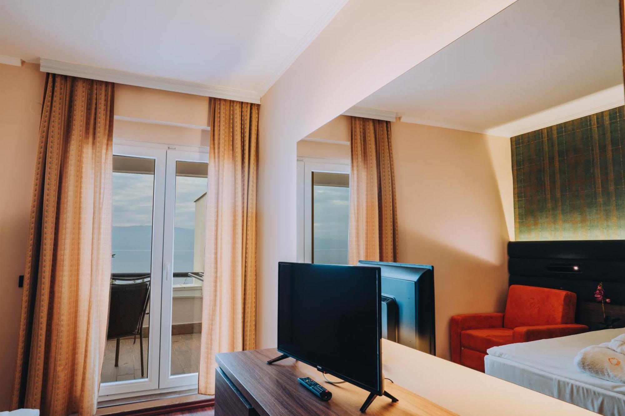 Inex Olgica Hotel & Spa โอครีด ภายนอก รูปภาพ